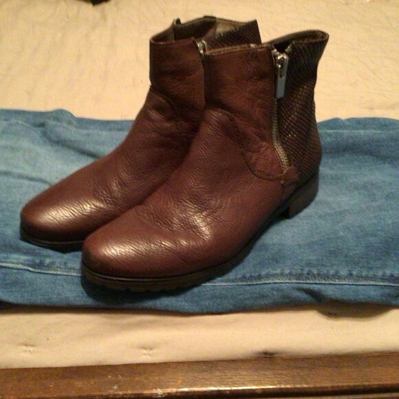 EARTHIES “Sintra 2” Brown Ankle Boot Women’s 10B~Double Zip Bootie Shoes - Picture 1 of 4